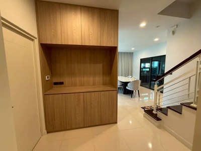�ٻ�Ҿ ������ �����ҹ���ɰ���� ��ا෾��ձ� 2 ����ùҹҪҵ�Brighton �ô�ǹ �� 095-164-2956 pui